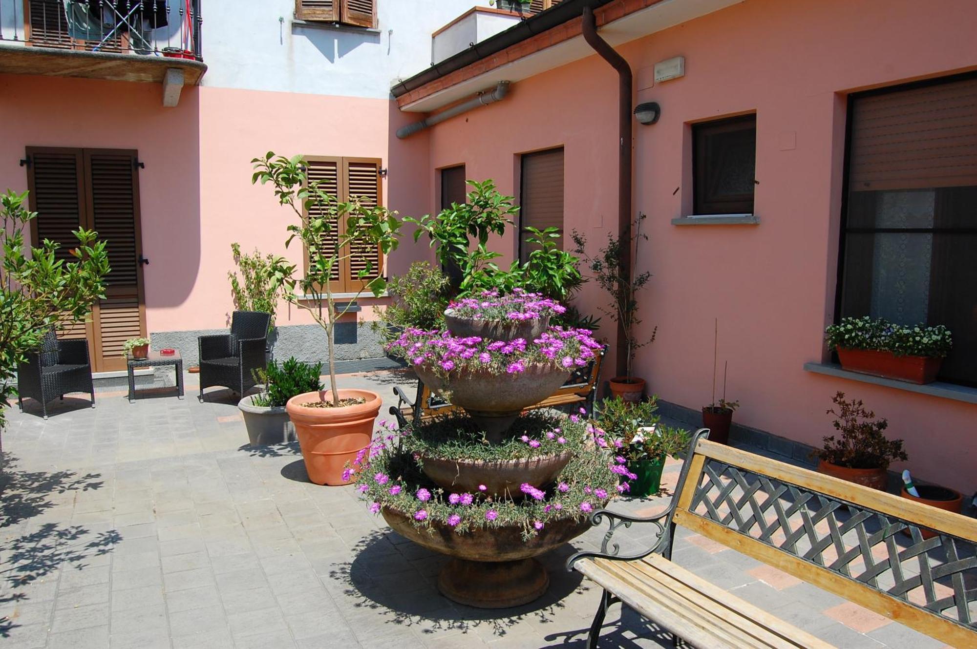 Albergo Visconti Cremona Exterior photo